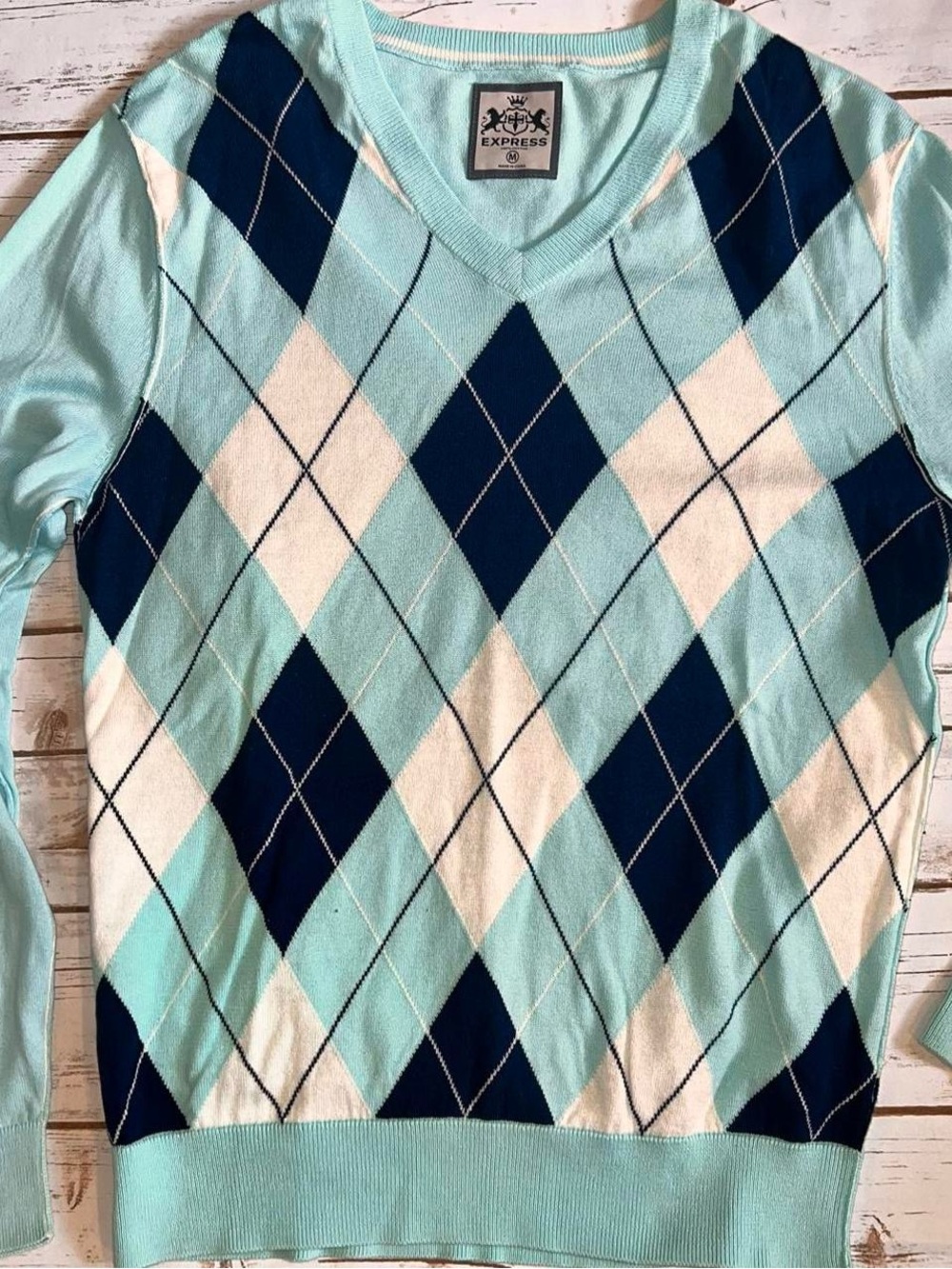 Express Mint Blue Navy White Argyle V-Neck Sweater